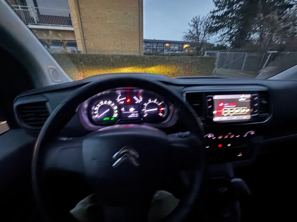 Citroën Jumpy 2,0 BlueHDi 120 L2N1