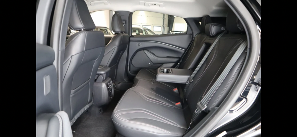 Ford Mustang Mach-E 88 Extended Range 5d