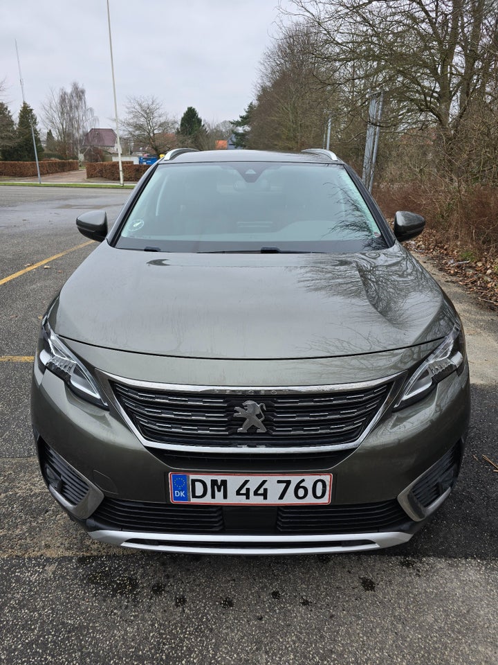 Peugeot 5008 1,6 BlueHDi 120 Allure 7prs 5d