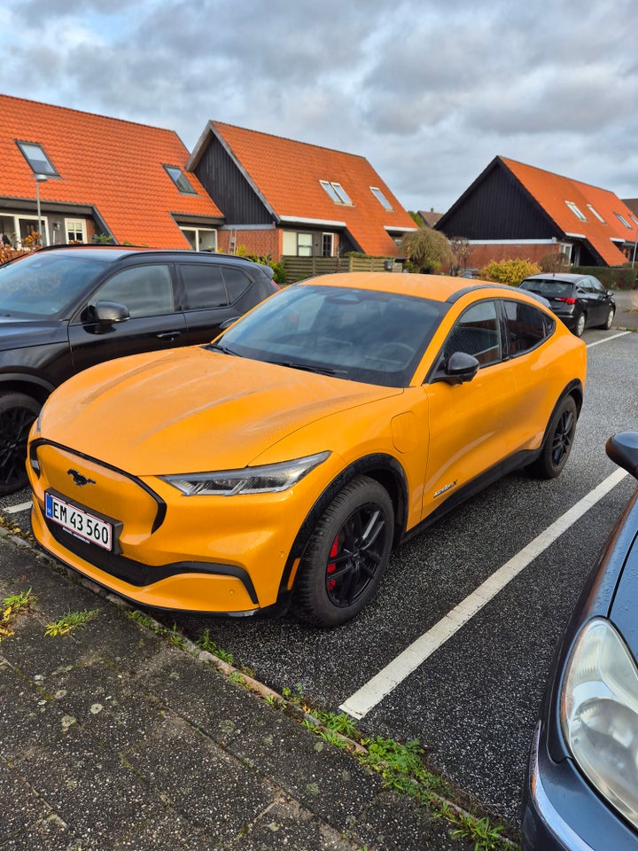 Ford Mustang Mach-E 98 Premium Extended Range 5d