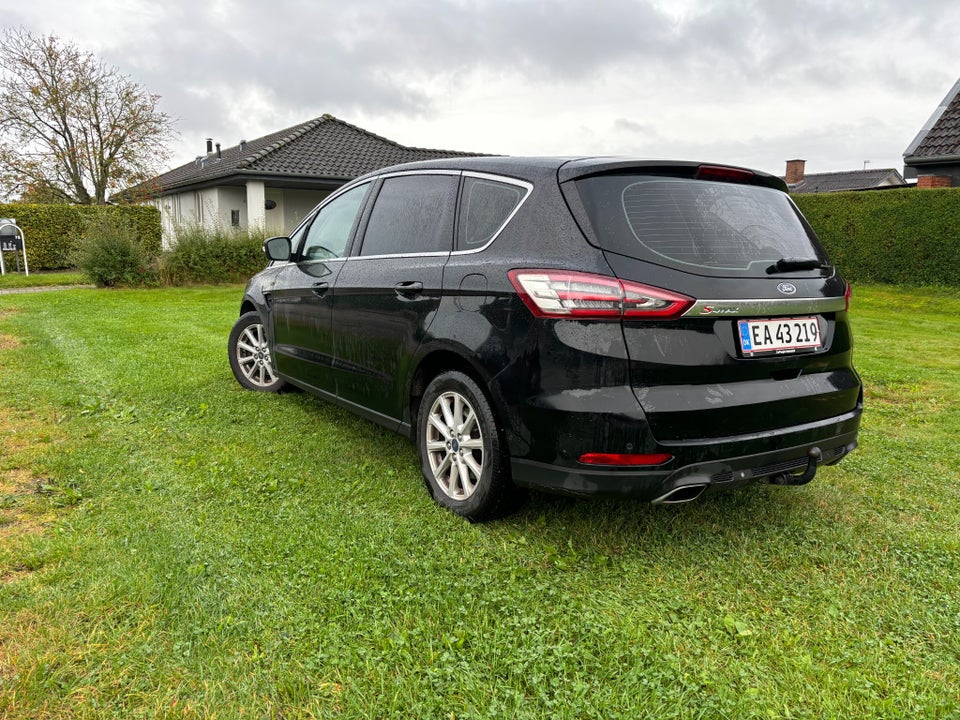 Ford S-MAX 2,0 TDCi 180 Titanium 7prs 5d