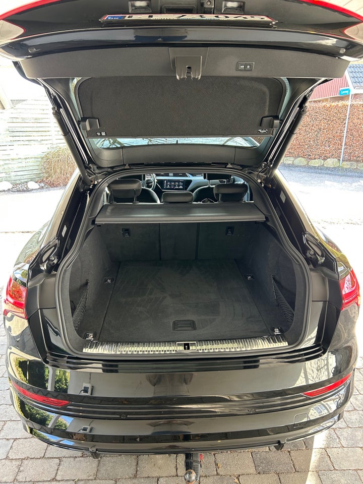 Audi e-tron 50 S-line Prestige Sportback quattro 5d