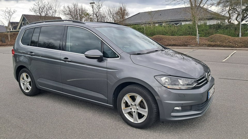 VW Touran 1,6 TDi 115 Comfortline DSG 7prs 5d