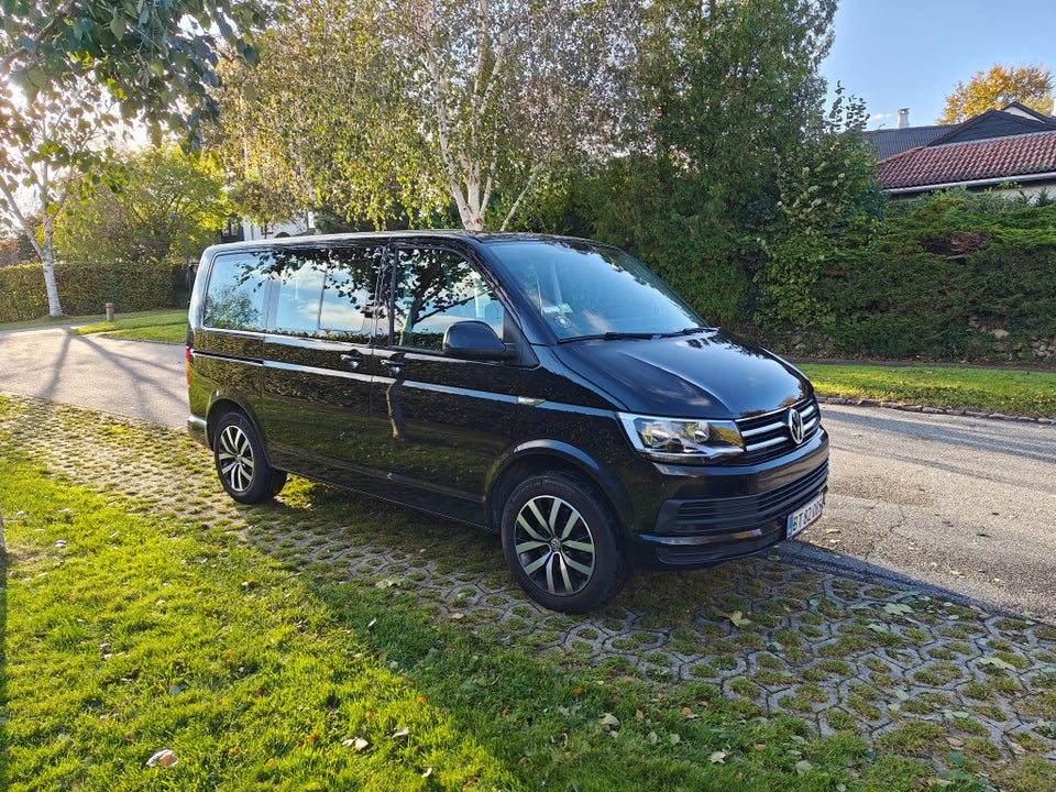 VW Caravelle 2,0 TDi 204 Comfortline kort