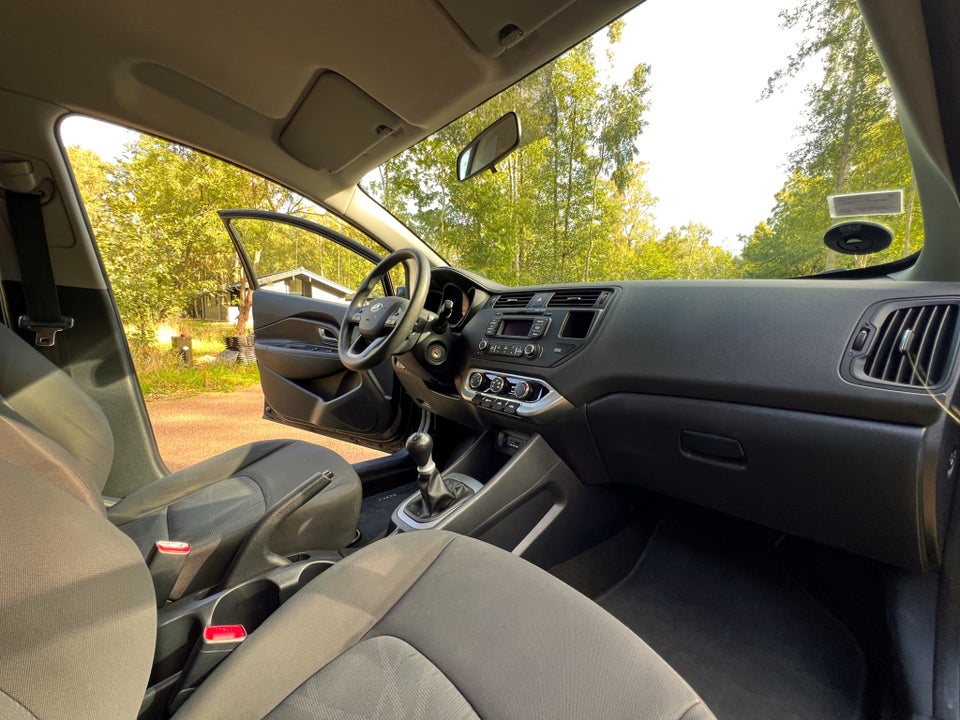 Kia Rio 1,2 CVVT Active 5d