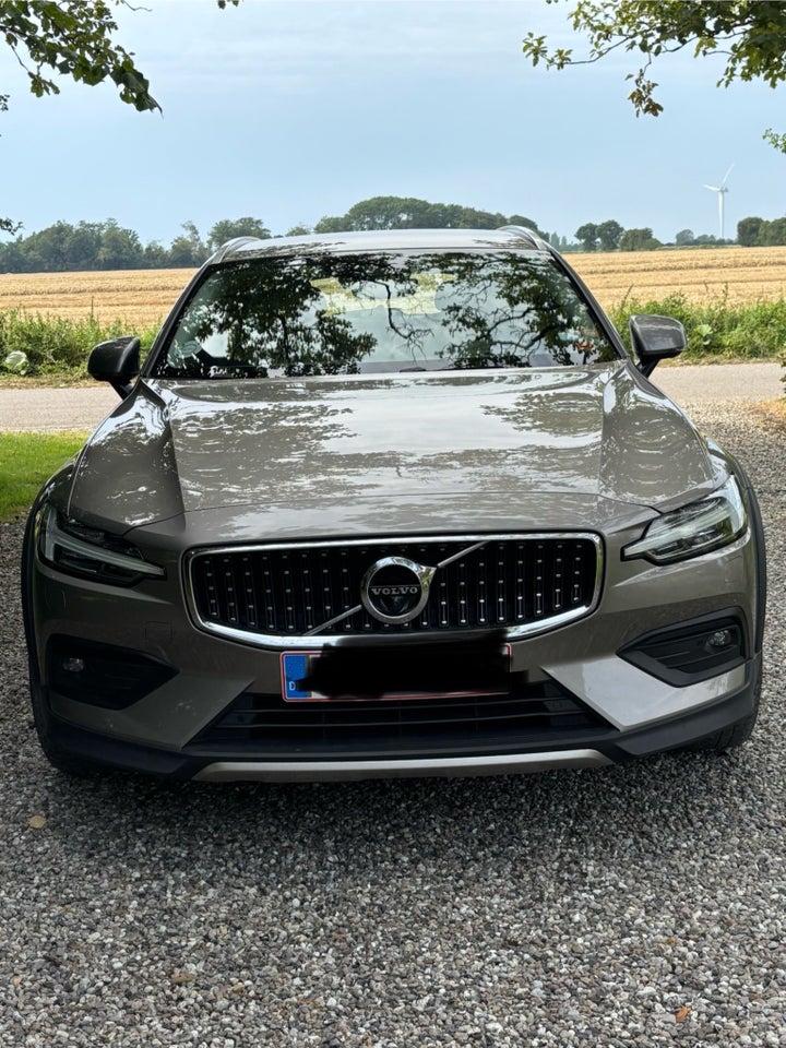 Volvo V60 CC 2,0 D4 190 aut. AWD 5d