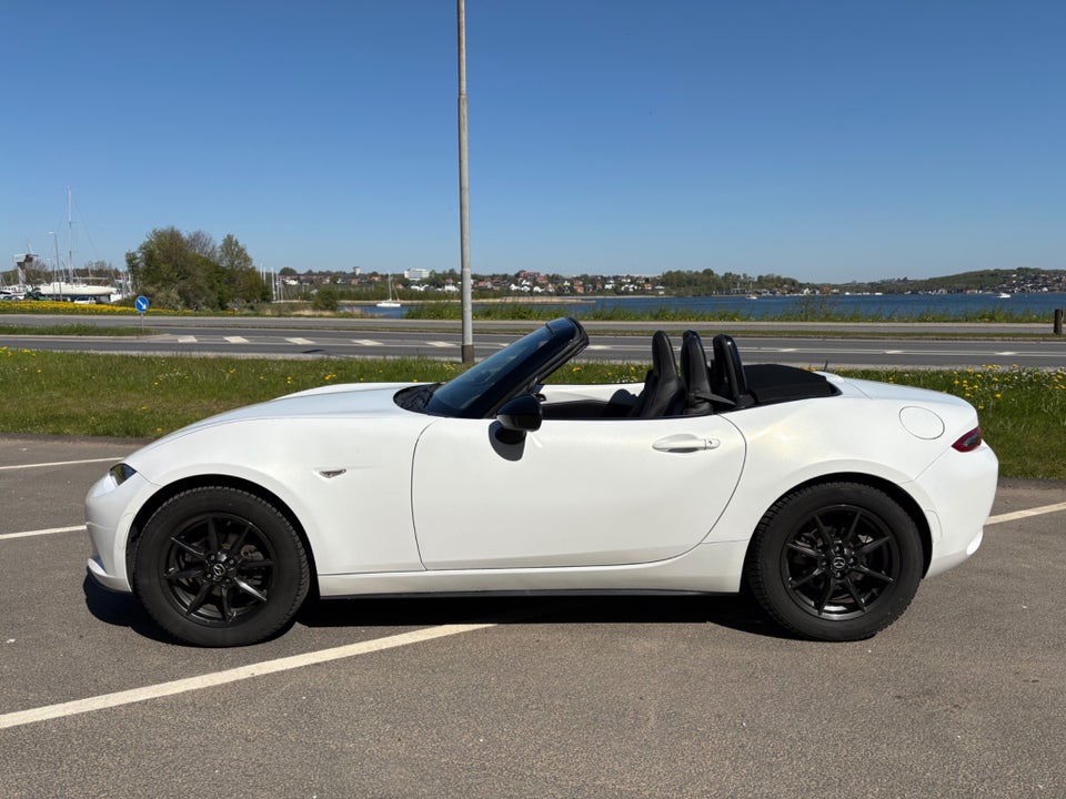 Mazda MX-5 1,5 SkyActiv-G 131 Roadster Edition 2d