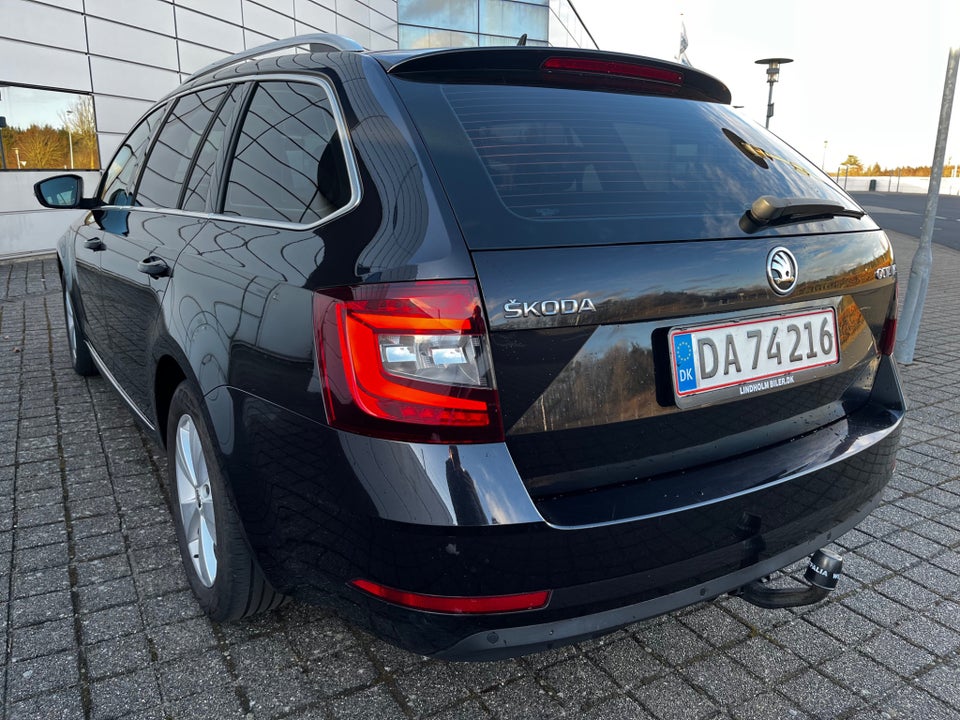 Skoda Octavia 2,0 TDi 150 Style Combi DSG 5d