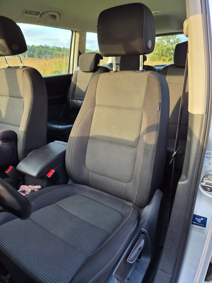 VW Sharan 2,0 TDi 150 Comfortline DSG 7prs 5d
