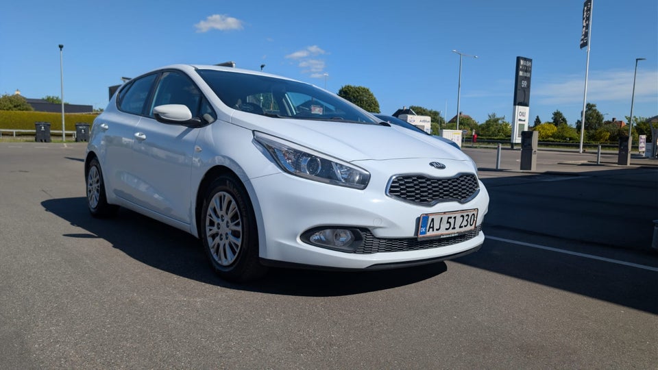 Kia Ceed 1,4 CRDi 90 Active 5d
