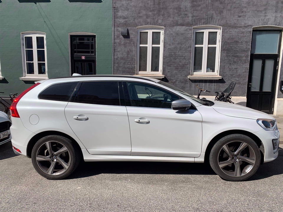 Volvo XC60 2,0 D4 181 Summum aut. 5d