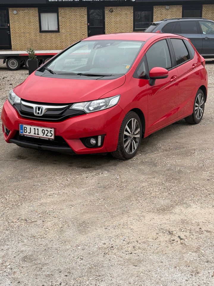 Honda Jazz 1,3 i-VTEC Elegance CVT 5d