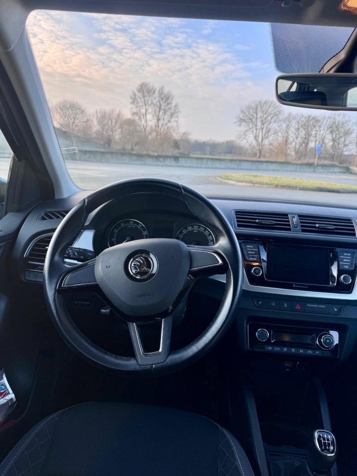 Skoda Fabia 1,0 MPi 60 Ambition 5d
