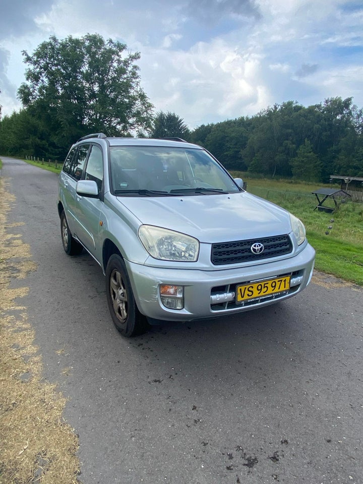 Toyota RAV4 2,0 VVT-i 4x4 5d