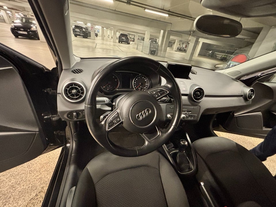 Audi A1 1,4 TFSi 125 Sportback 5d