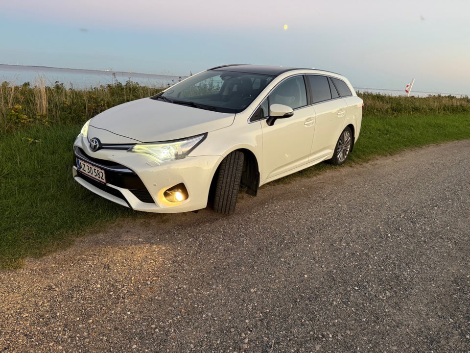 Toyota Avensis 1,8 VVT-i T3 Touring Sports MDS 5d
