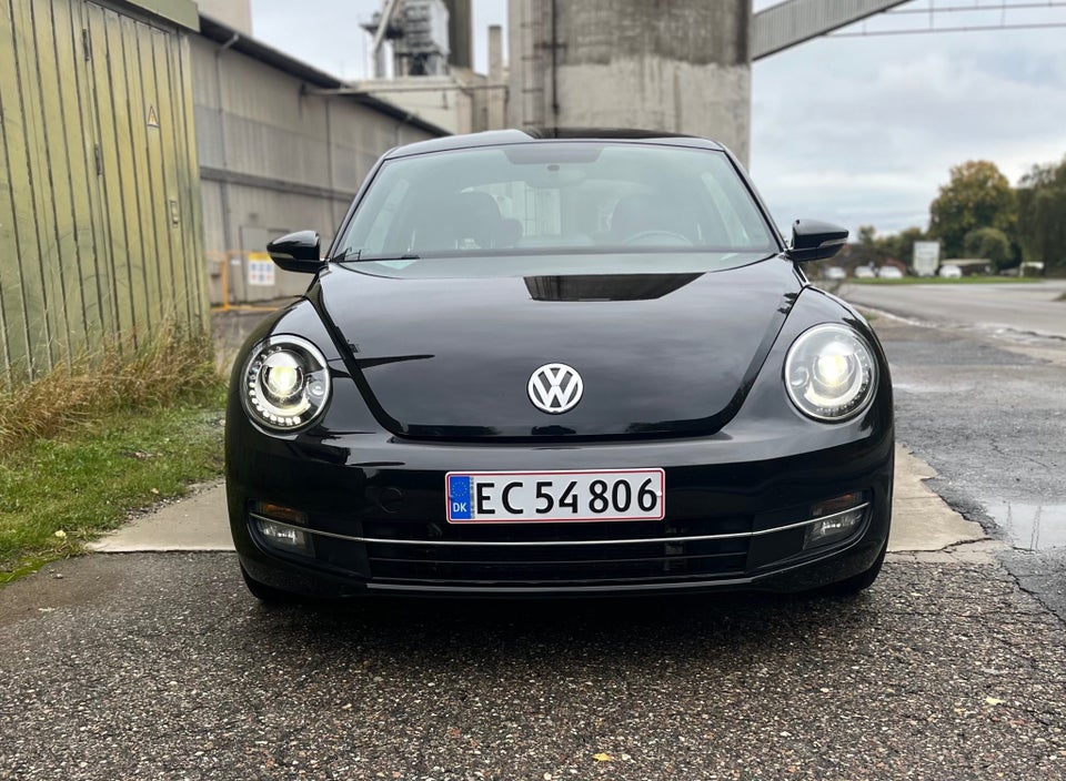 VW The Beetle 1,6 TDi 105 Design BMT 2d