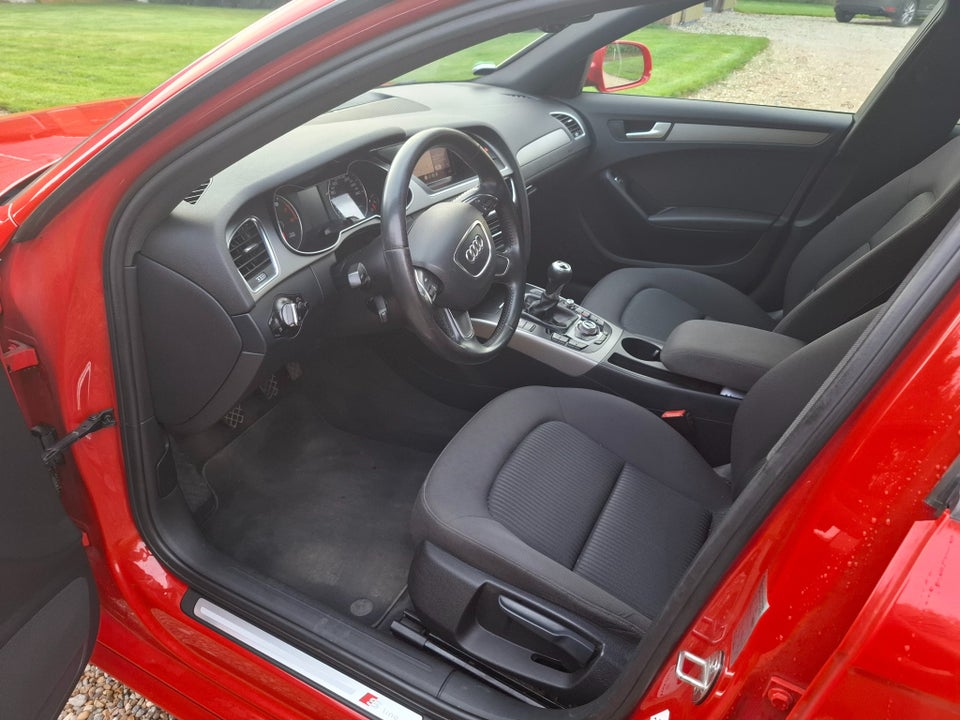 Audi A4 1,8 TFSi 170 S-line Avant 5d