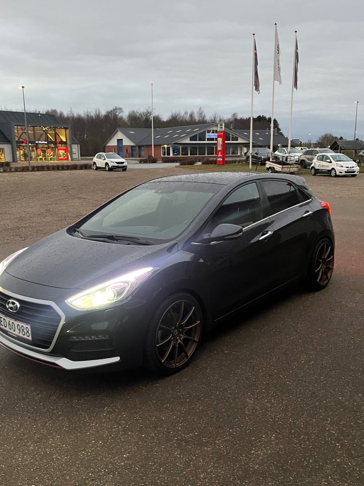 Hyundai i30 1,6 T-GDi Sport 5d