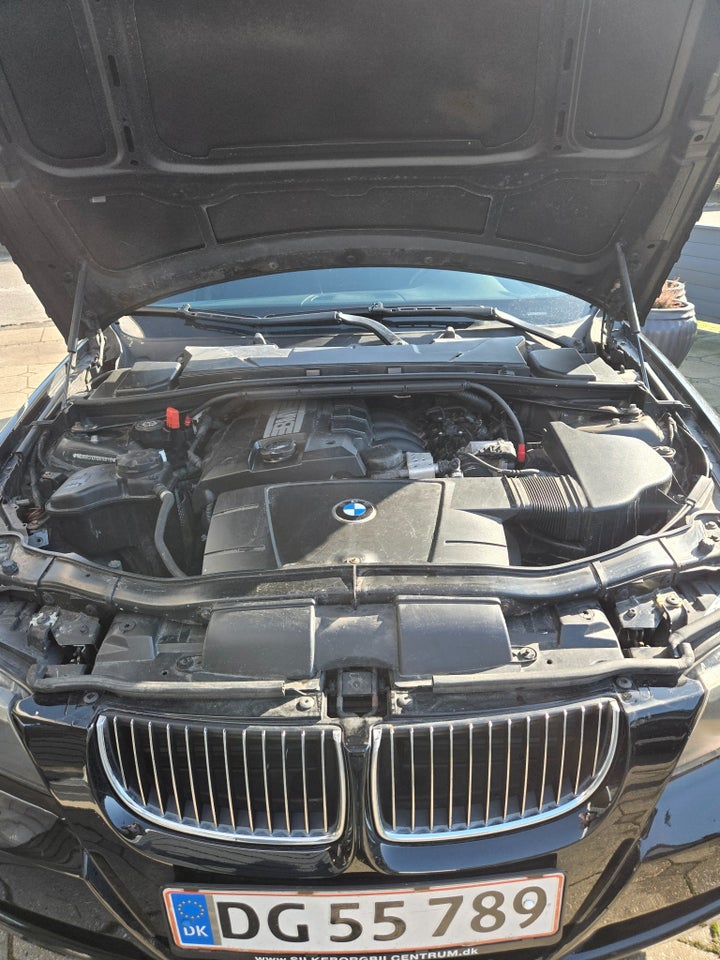 BMW 318i 2,0 Touring 5d