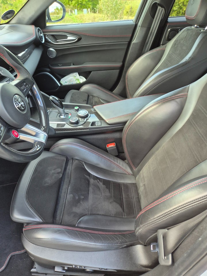 Alfa Romeo Giulia 2,9 V6 Quadrifoglio aut. 4d