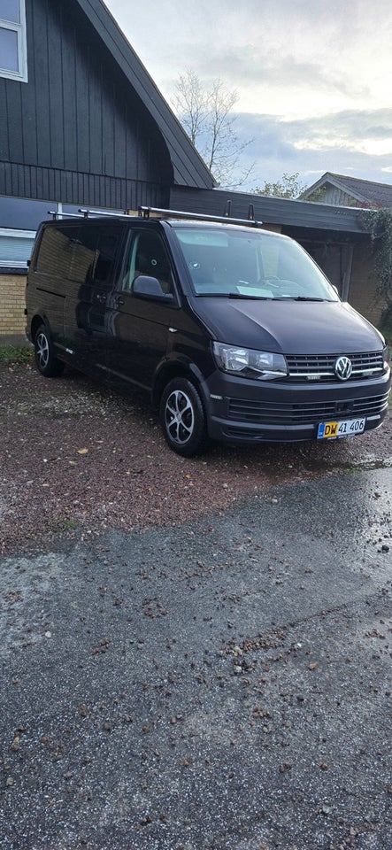 VW Transporter 2,0 TDi 150 Kassevogn DSG lang
