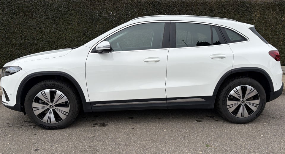 Mercedes EQA250+ Progressive Advance 5d