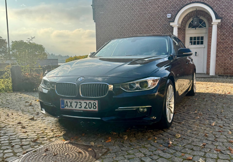 BMW 328i 2,0 Sport Line 4d