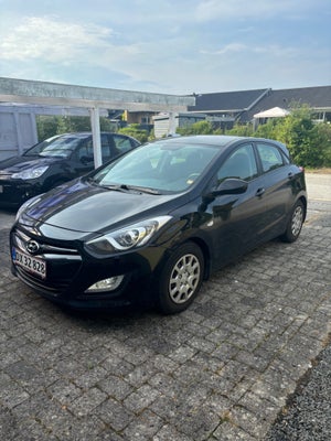 Hyundai i30 1,6 GDi Style Eco 5d