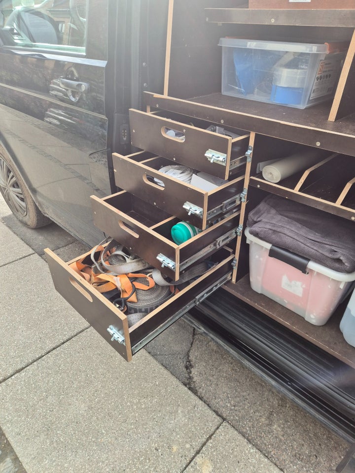 VW Transporter 2,0 TDi 150 Kassevogn DSG lang