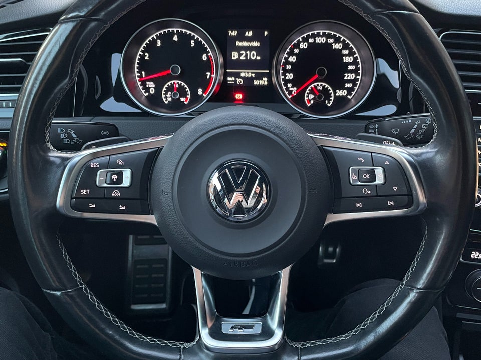 VW Golf VII 1,4 TSi 150 R-line Variant DSG BMT 5d