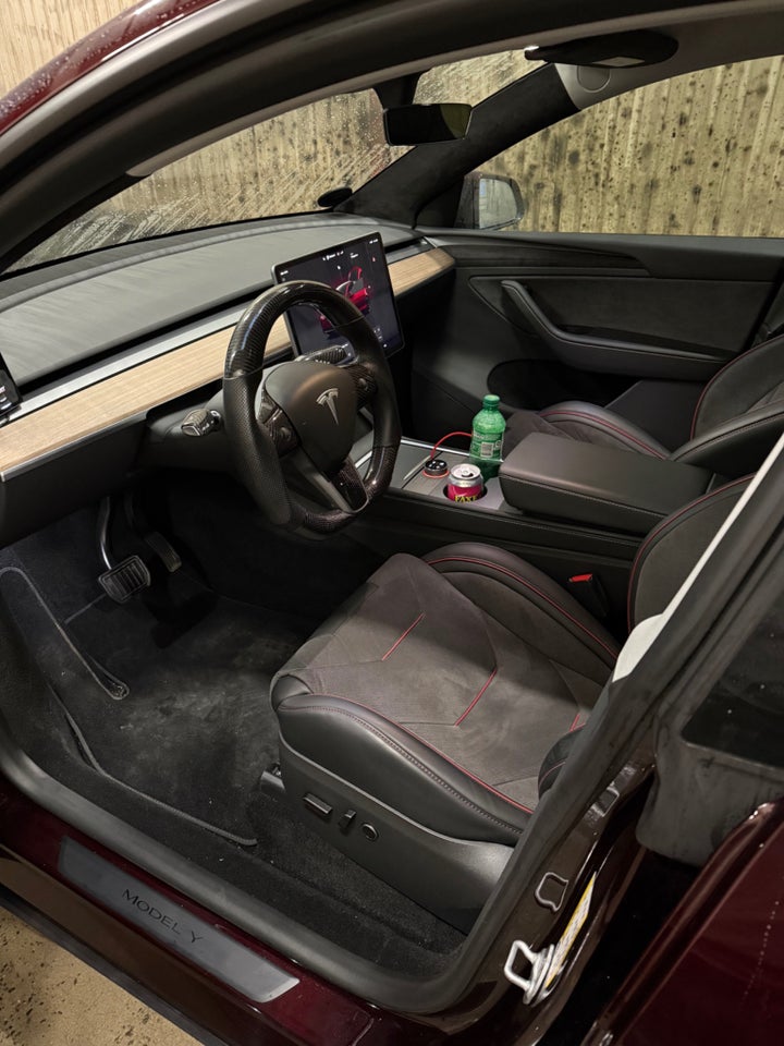 Tesla Model Y RWD 5d