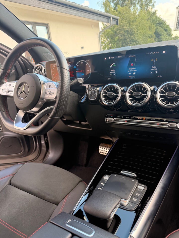 Mercedes EQA250 AMG Line 5d