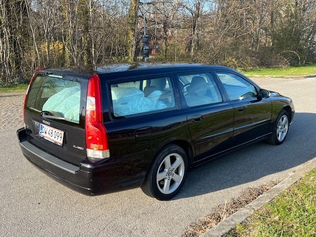 Volvo V70 2,4 140 Classic 5d