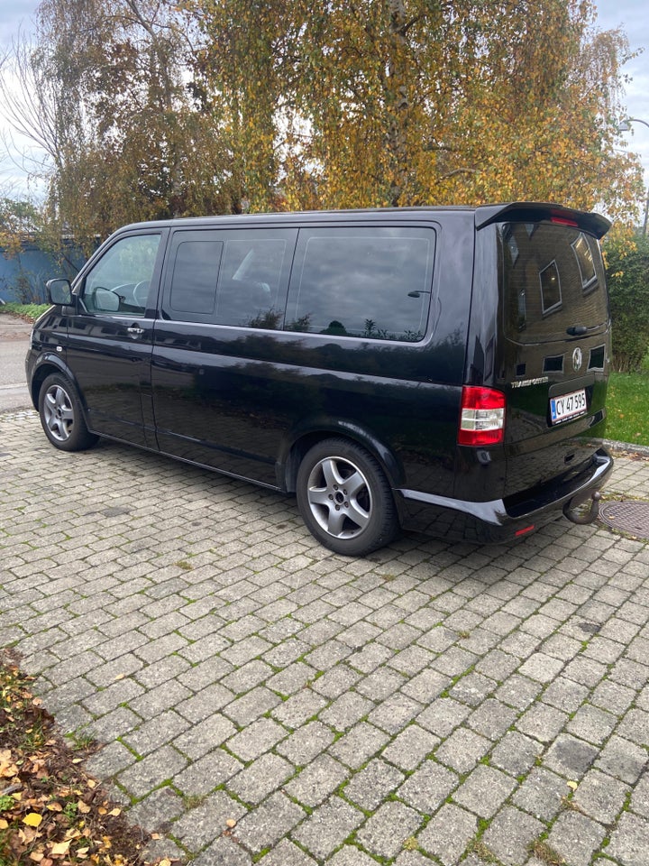 VW Transporter 2,5 TDi 130 Comfortline 5d