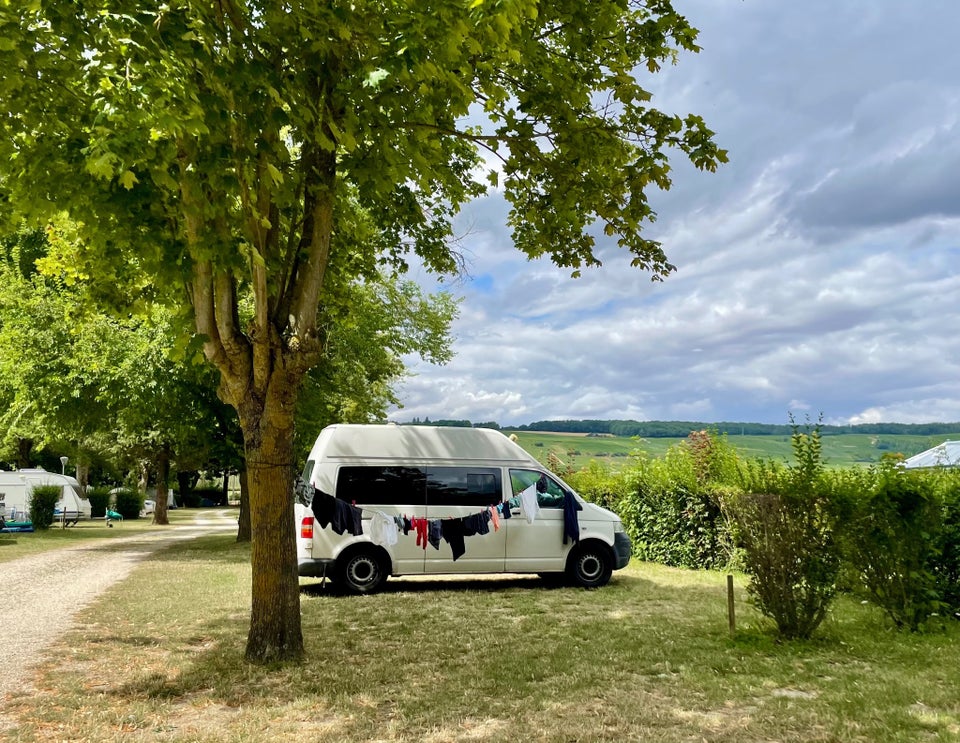 VW Transporter 2,5 TDi 174 Kombi DSG lang 5d