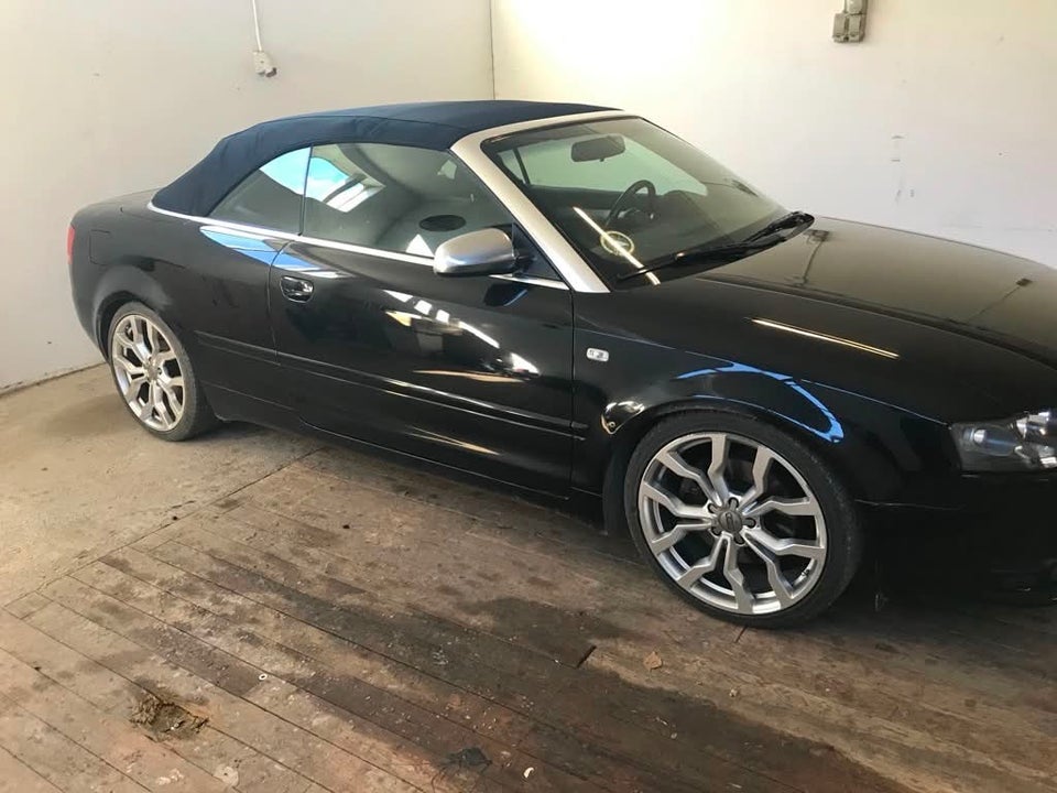 Audi A4 2,4 V6 Cabriolet 2d