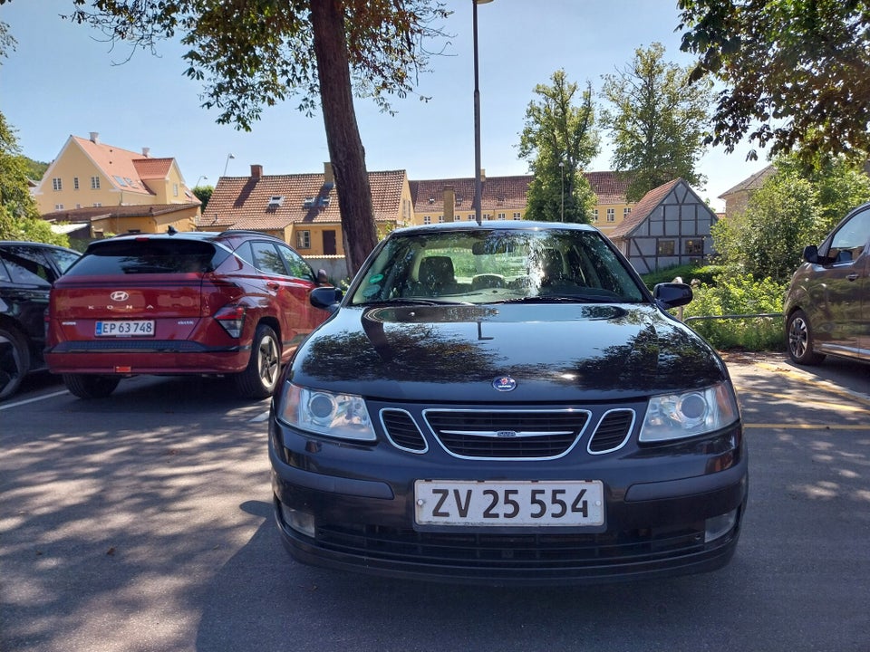 Saab 9-3 1,8 t Expression Hirsch 4d