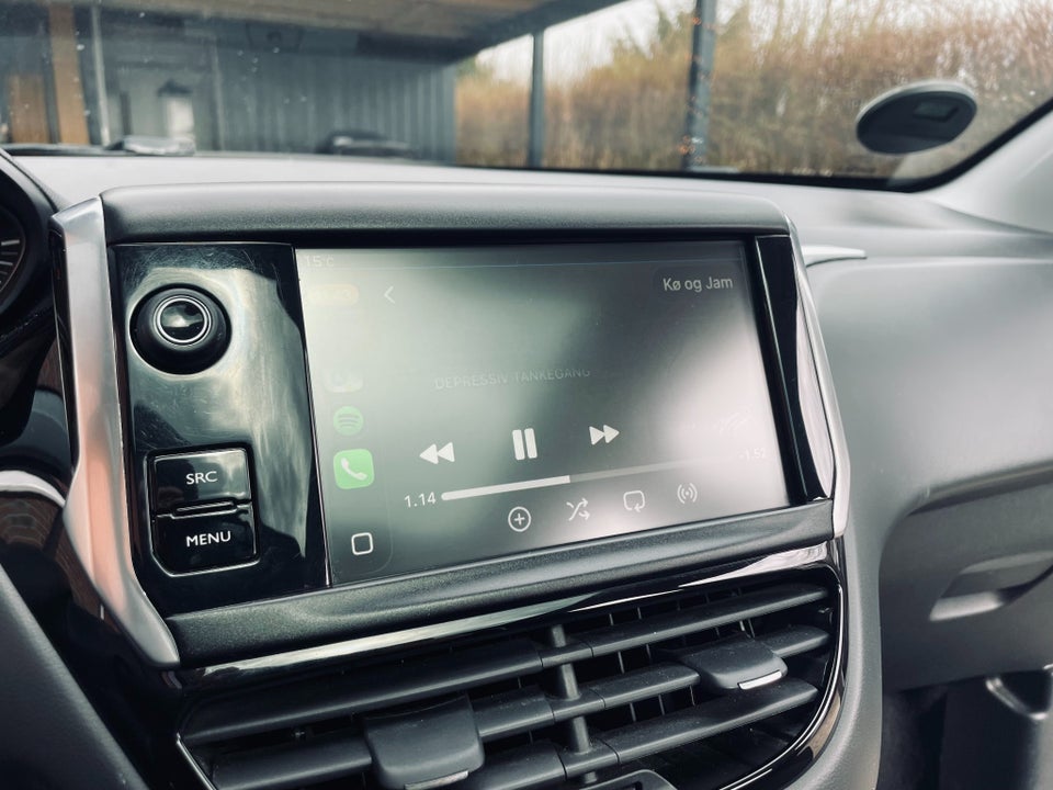 Peugeot 208 1,6 BlueHDi 100 Allure Sky 5d