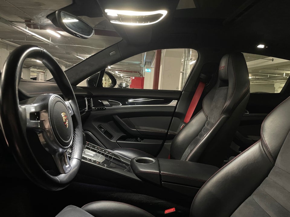 Porsche Panamera GTS 4,8 PDK 5d