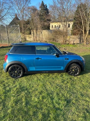 MINI Cooper SE  Camden Edition 3d
