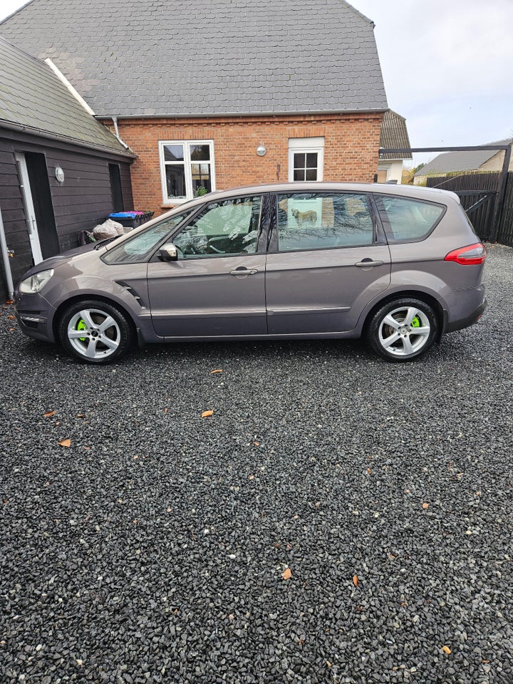 Ford S-MAX 2,0 TDCi 163 Titanium S aut. 5d