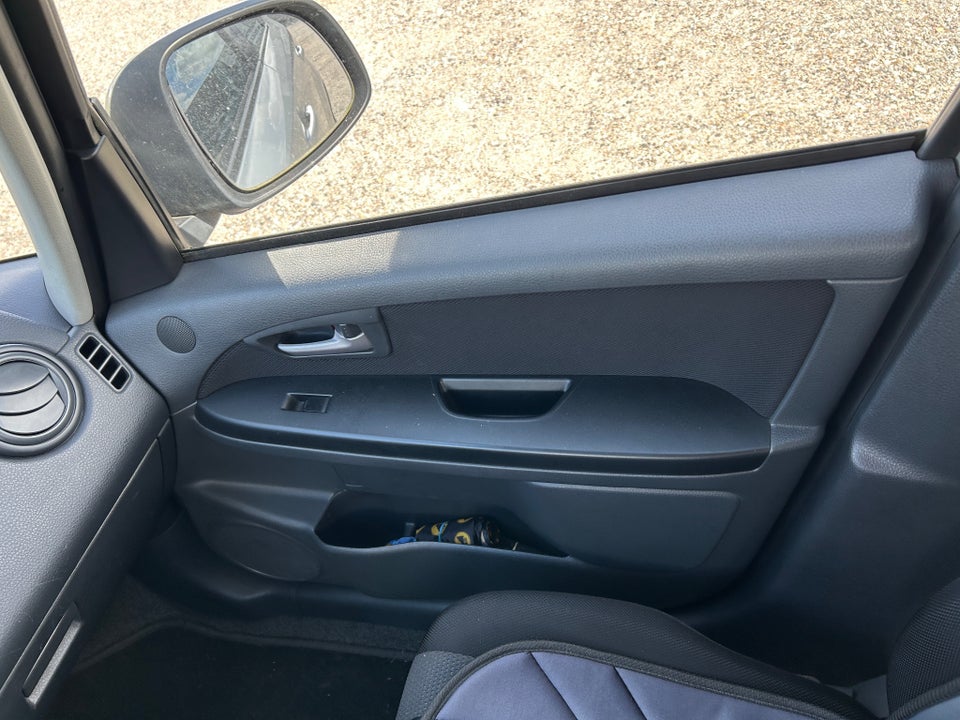 Suzuki SX4 1,6 GL 5d