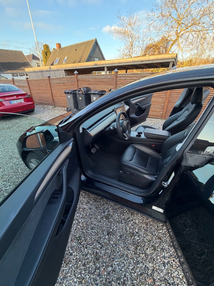 Tesla Model Y Long Range AWD 5d