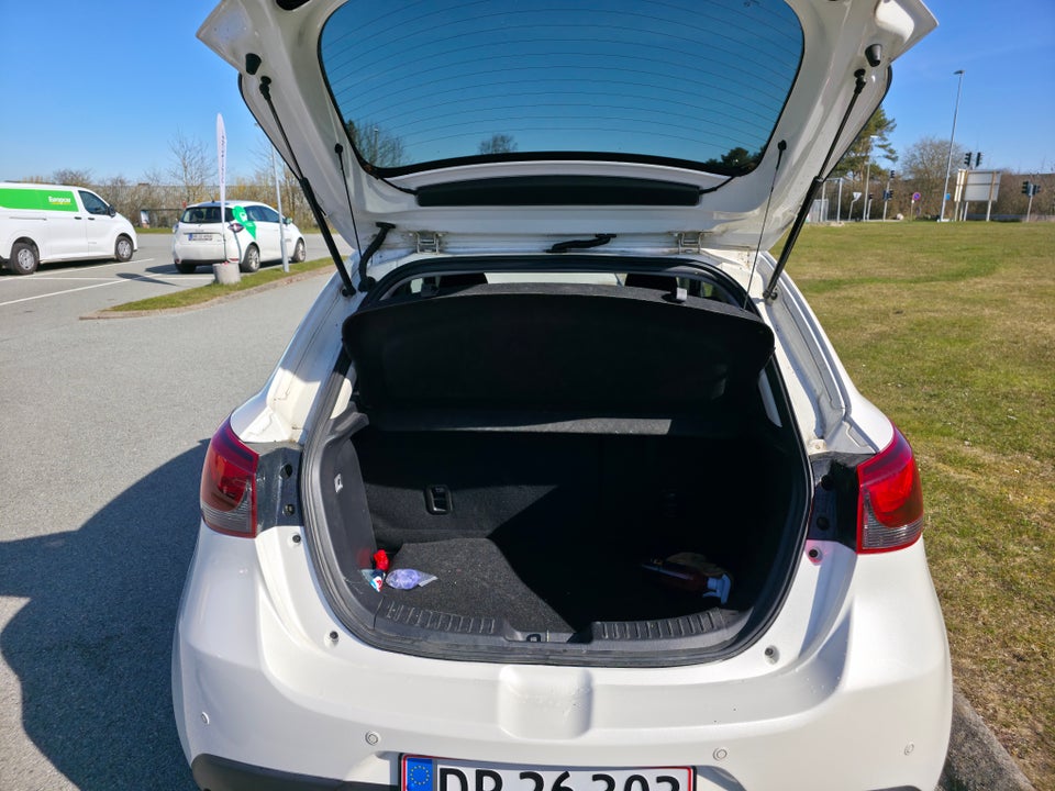 Mazda 2 1,5 SkyActiv-G 90 Nakama 5d