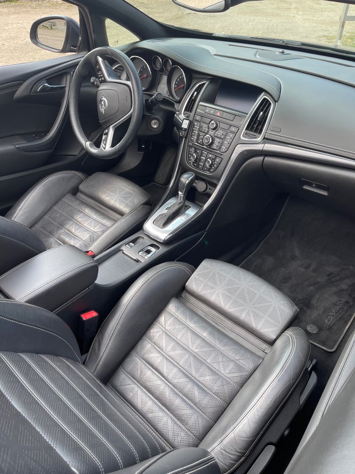 Opel Cascada 1,6 T 170 Cosmo aut. 2d