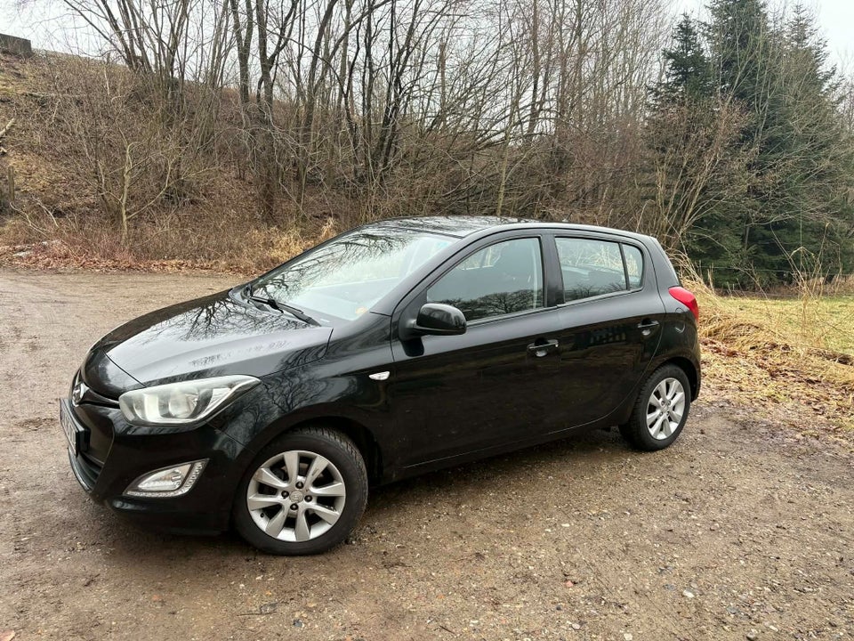 Hyundai i20 1,25 Classic XTR 5d