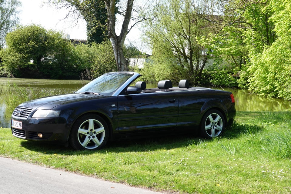 Audi A4 3,0 V6 Cabriolet Multitr. 2d