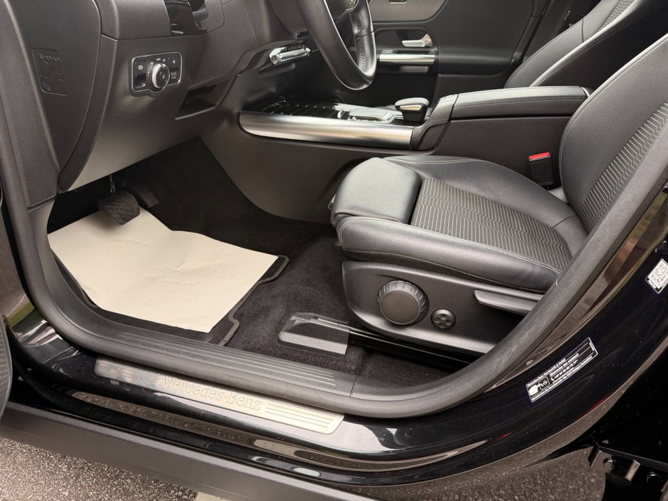 Mercedes EQA250 Progressive 5d
