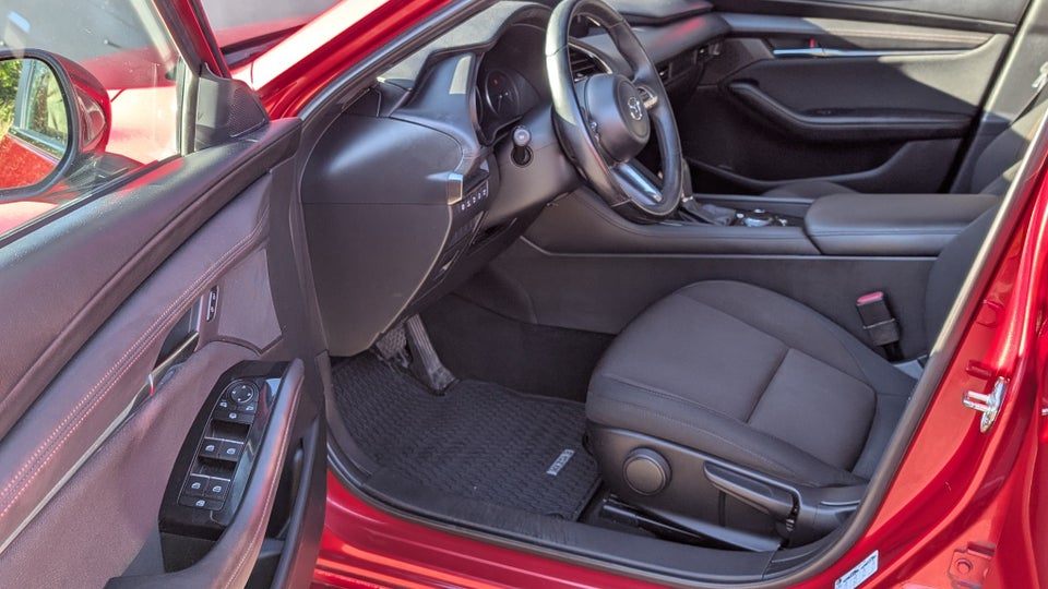 Mazda 3 2,0 SkyActiv-G 122 Sky Tech aut. 5d